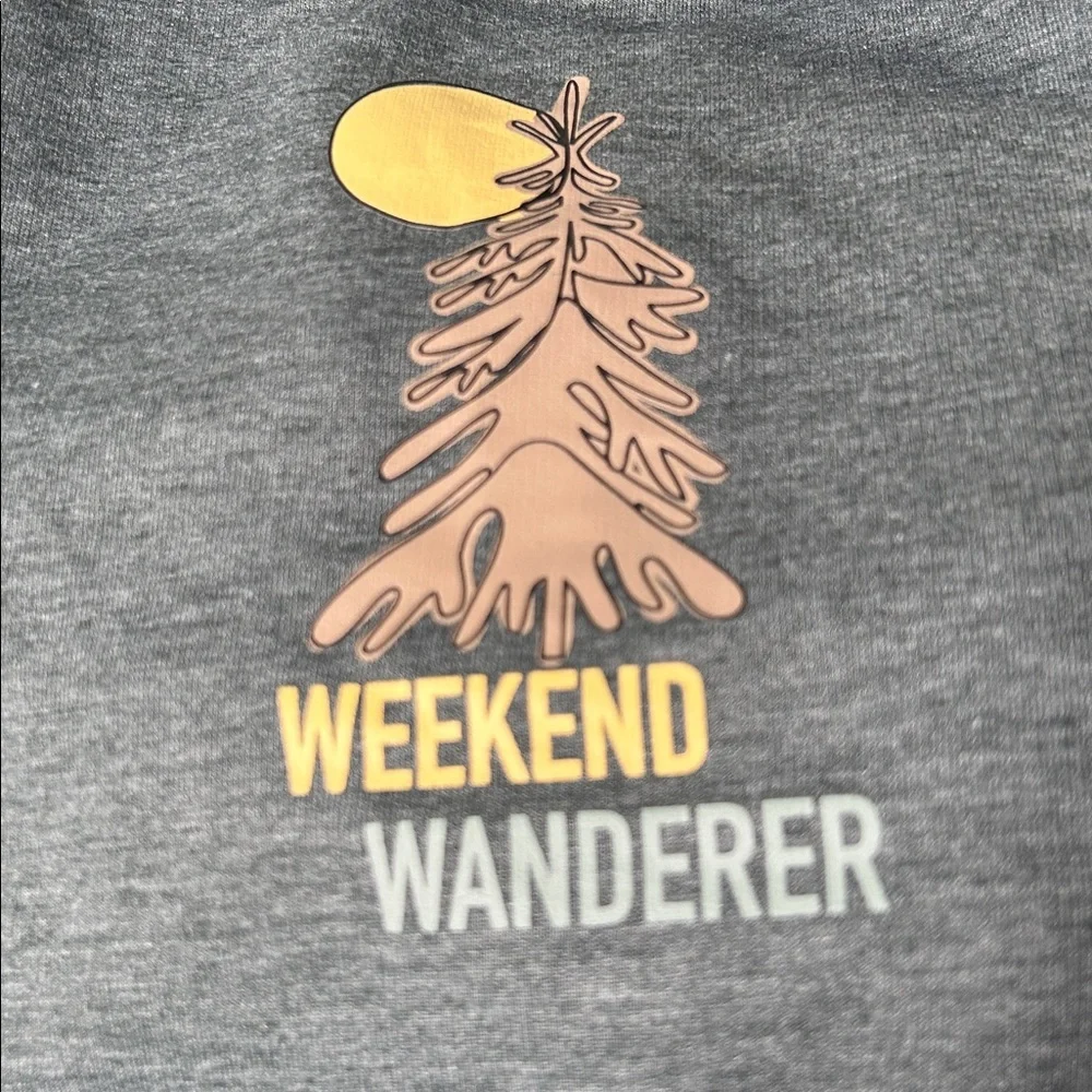 NEW Weekend Wanderer Dog tee shirt XS